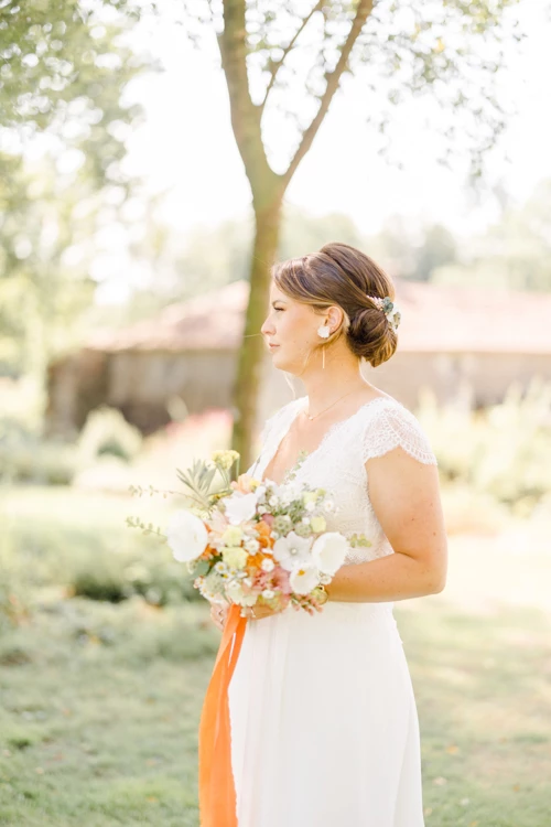 bonheur robe sourire pétale orange